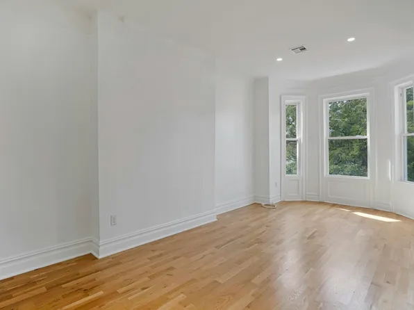 52 Brinkerhoff Street image 30 of 39