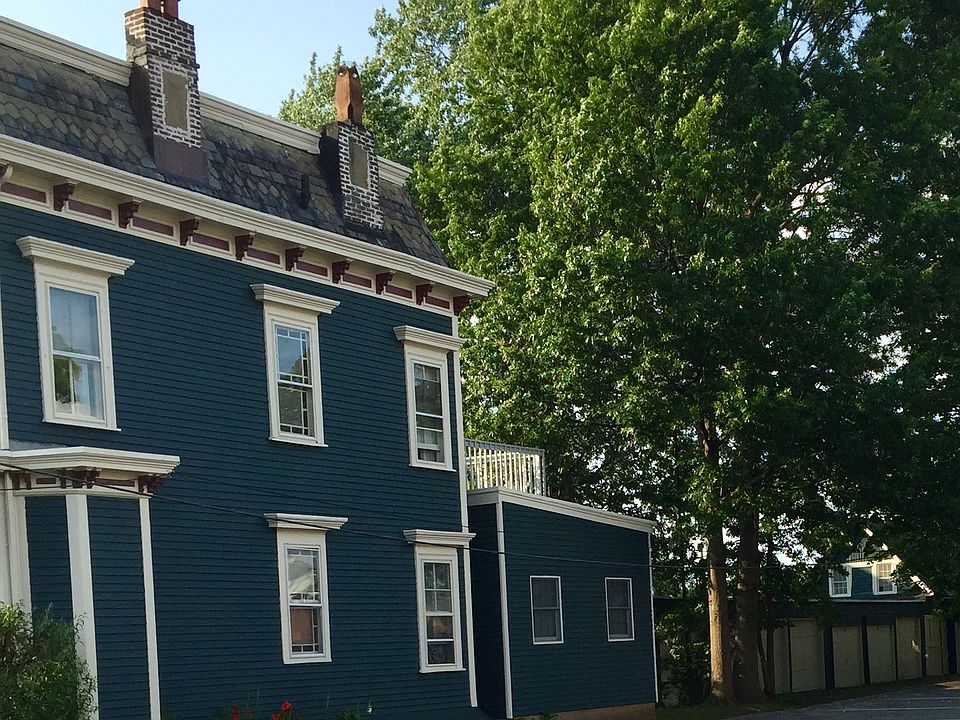 2nd image of 226 Gregory Ave