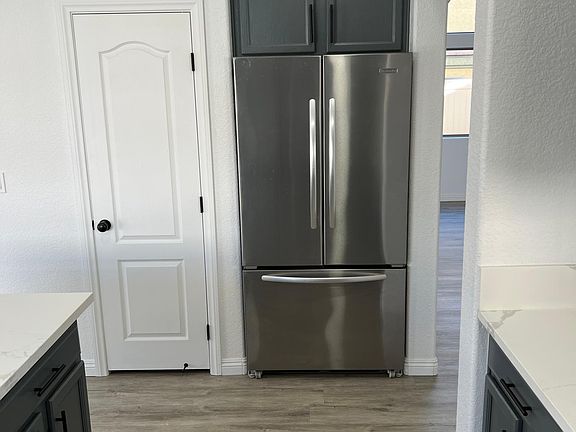 2nd image of 522 Dolphin Peak Ct