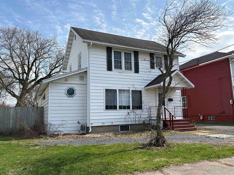 1st image of 18 Pleasant St