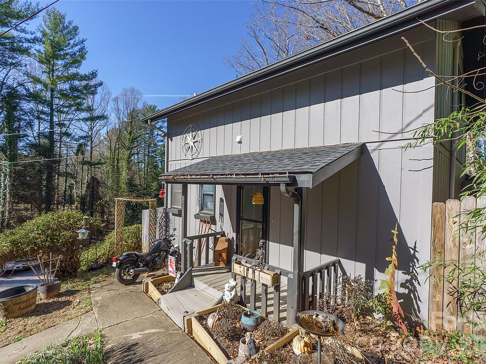 1st image of 177 Forest Dr #11