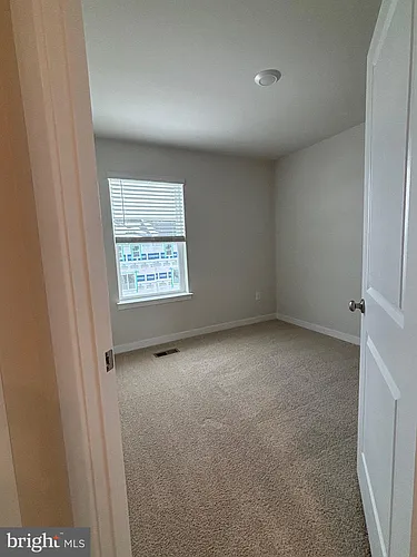 2913 Seminole Rd Photo 1