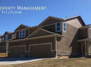 1818 W Prairie St, Olathe, KS 66061