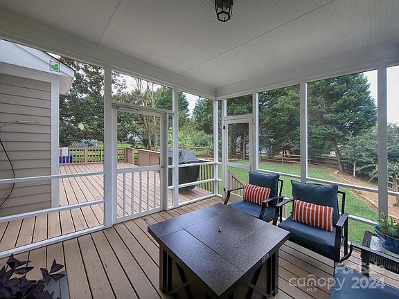 2nd image of 112 Cloister Ln