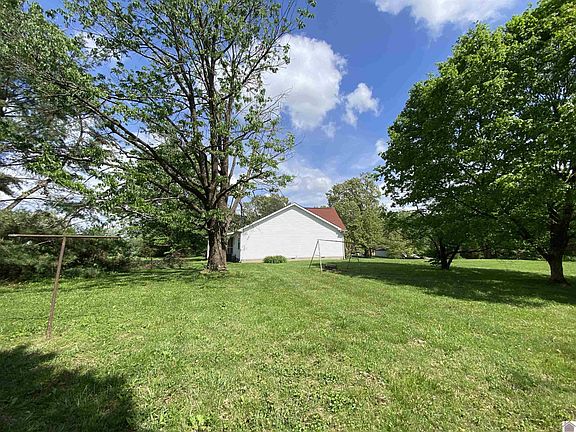 4th image of 170 Hayden Ln