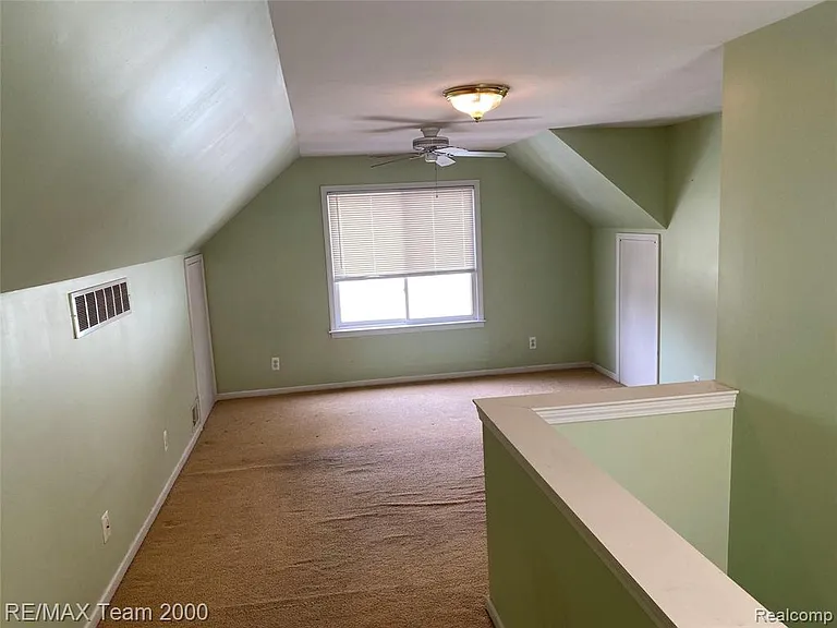 24800 Cooke St — Photo 9