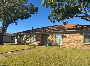 1419 Idlewood Dr, Sherman, TX 75092