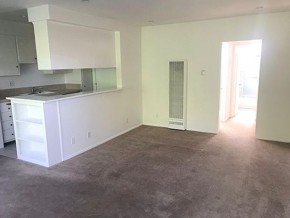 3rd image of 12708 Pacific Ave #8