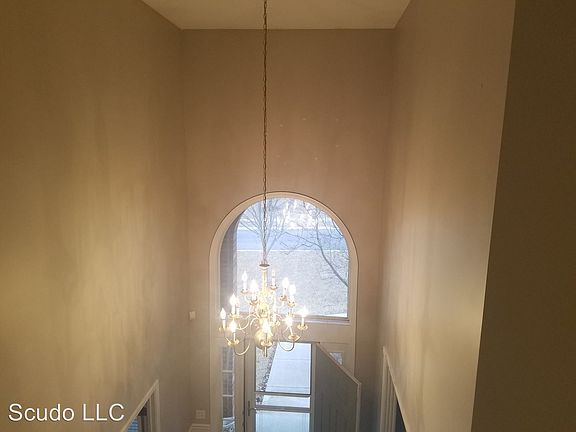 4th image of 14543 Mohawk Cir