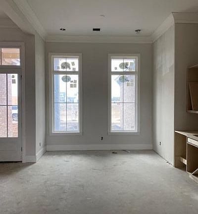 4th image of 104 Windmill Palm Ln