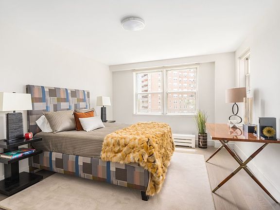 4th image of 5700 Arlington Ave APT 19J
