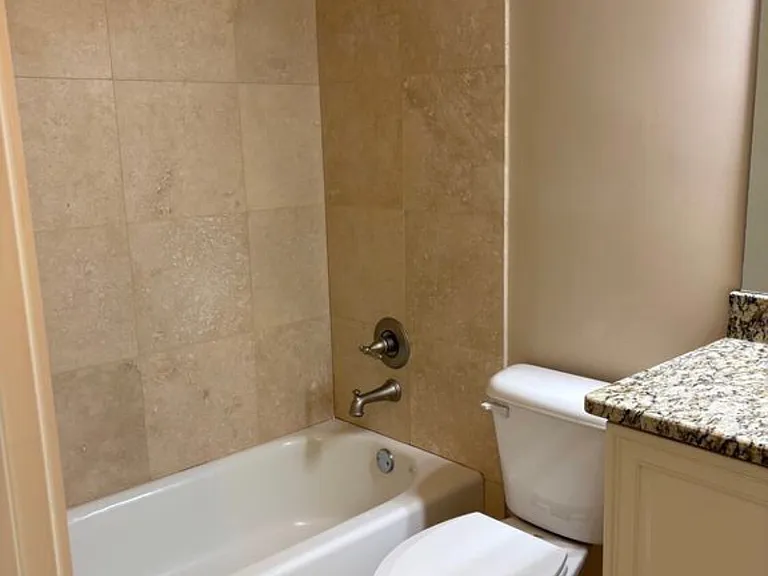 1043 Antioch Dr — Photo 24