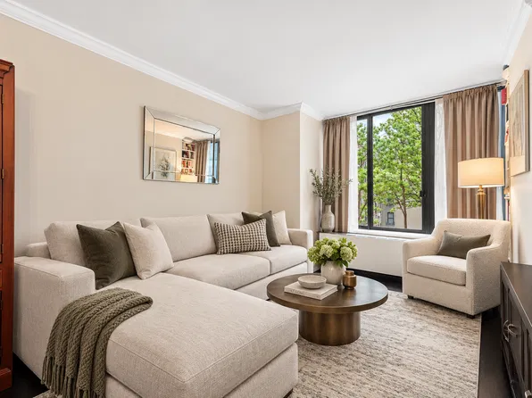 300 E 93rd St, New York, NY