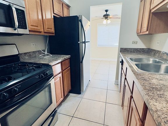 4th image of 5720 W 128th St #1SW