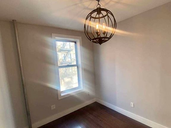 5th image of 618 W 182nd St #32AA
