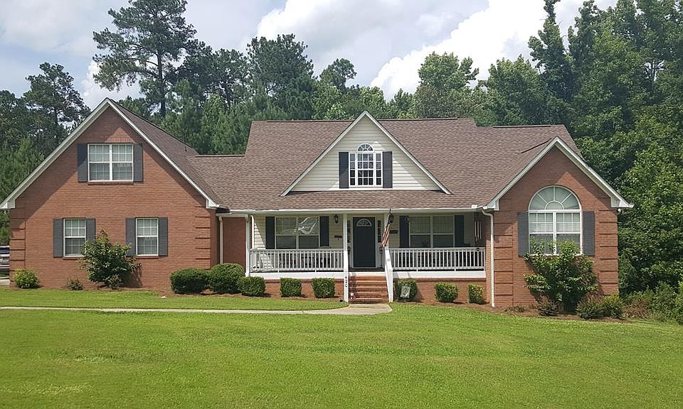 1st image of 420 Twin Lakes Dr