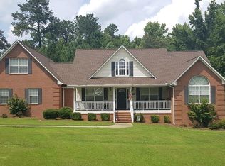 420 Twin Lakes Dr, Gray, GA 31032