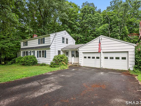 3rd image of 62 Old Farms Road