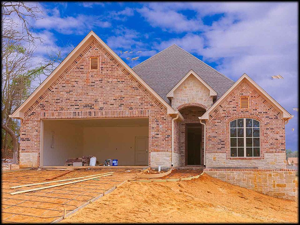 1st image of 767 Hampton Hill Dr