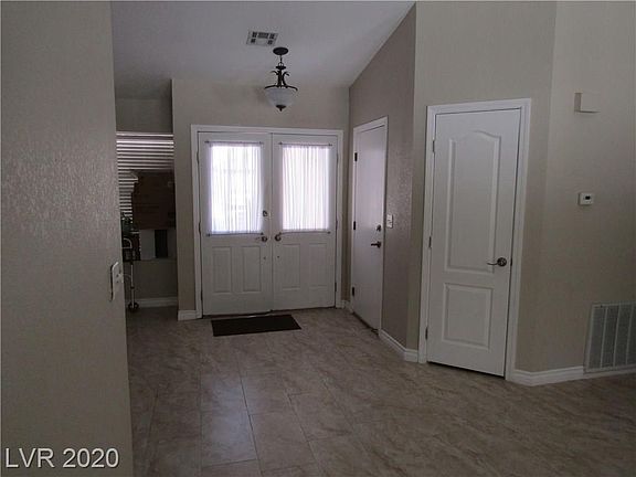 5th image of 5505 Singing Hills Dr