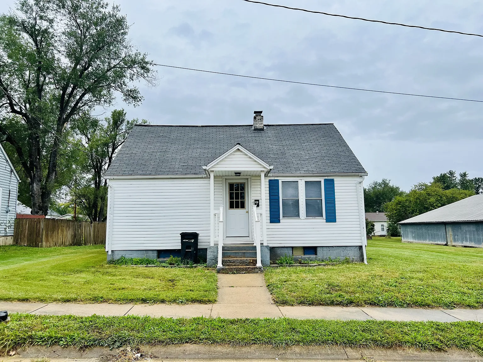 907 North Maple Street - 1 — Photo 1