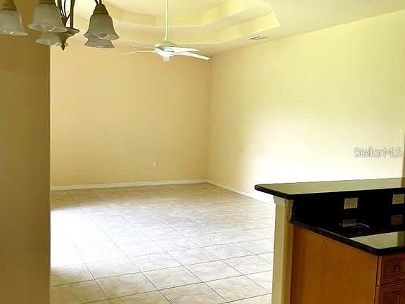 5th image of 331 Orduna Dr