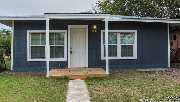 2nd image of 3923 W Travis St