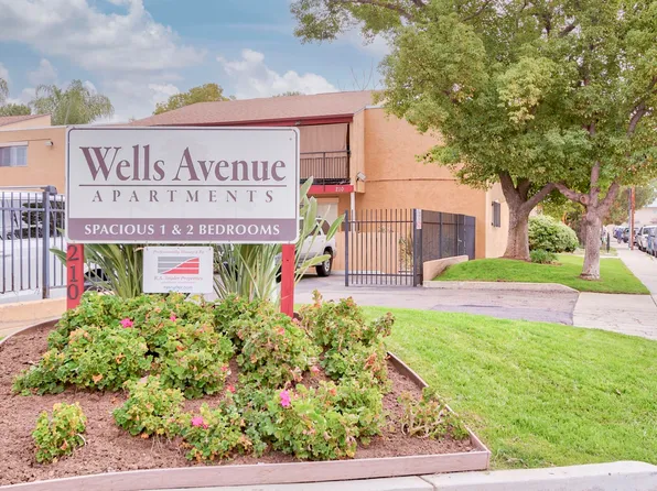 Wells Avenue Apartments, 210 Wells Ave #665f87da7, El Cajon, CA 92020