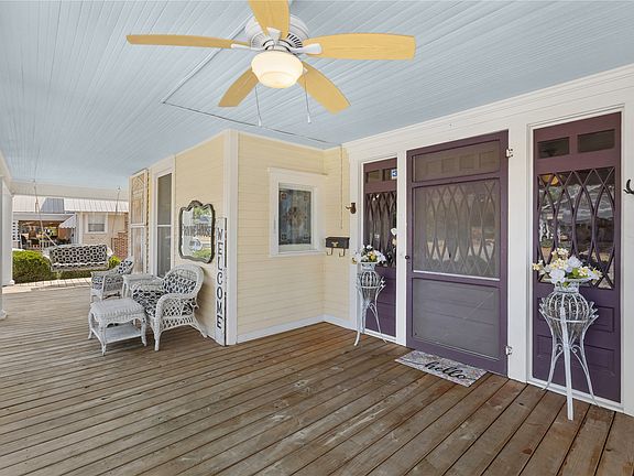 2nd image of 905 8th St