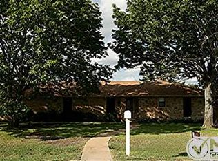 201 Becky Ln, Waxahachie, TX 75165