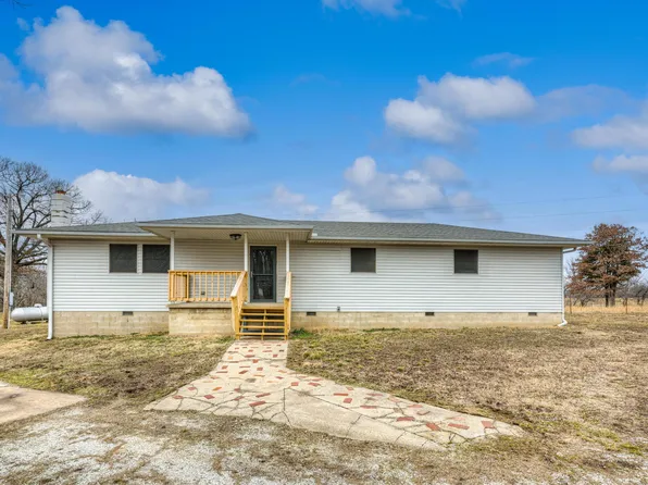 11240 Goldfinch Road, Neosho, MO 64850