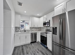 2214 Cody St, Hollywood, FL 33020