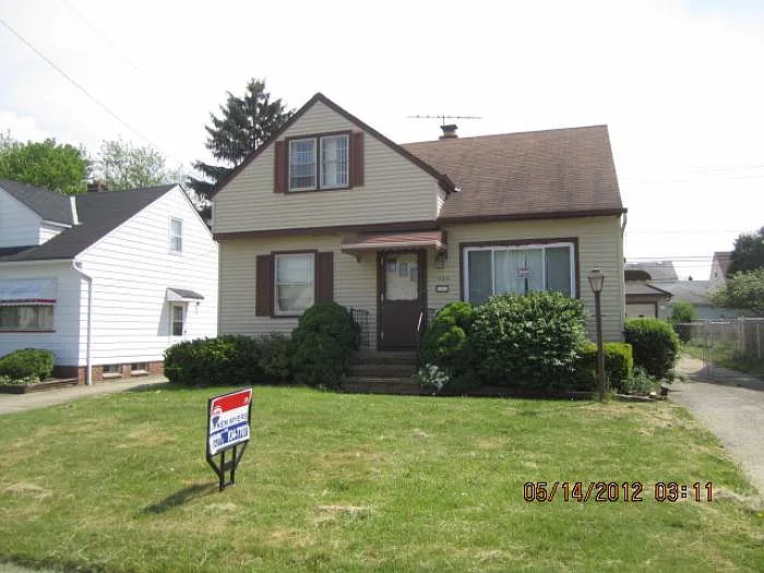 15316 Northwood Ave photo 1