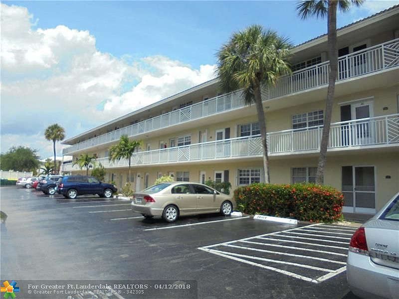 1st image of 1951 NE 39th St APT 327