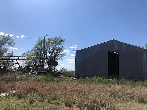 4th image of 804 S Harrison Ave