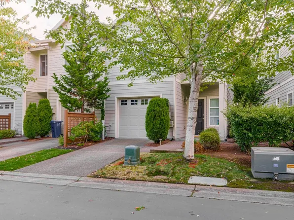 2232 NE Redelfs Way, Hillsboro, OR 97006