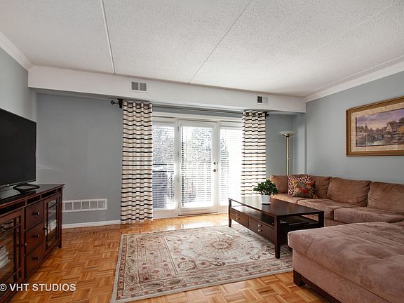 2nd image of 5703 S Cass Ave APT 216
