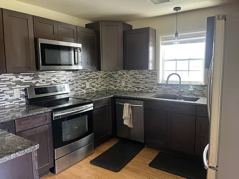 30 E Thatcher St — Photo 6
