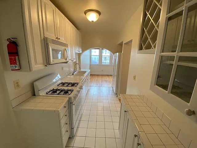 1524 D St NE — Photo 14