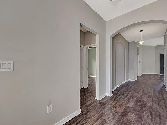 5th image of 10542 Park Meadowbrooke Dr