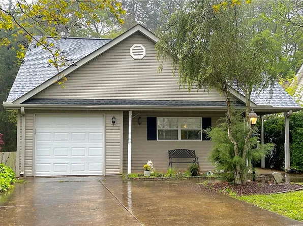 114 Plantation Dr, Pendleton, SC 29670