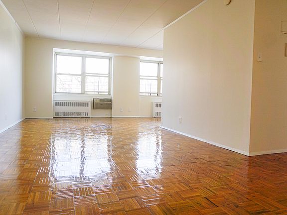 4th image of 34 Park Ave #4J