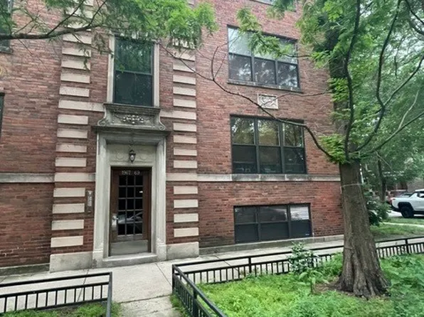 1967 W Cullom Ave APT 3, Chicago, IL 60613