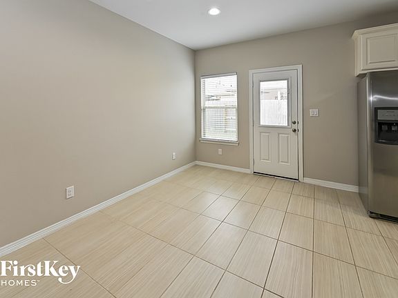 5th image of 7210 Foxtail Meadow Ct