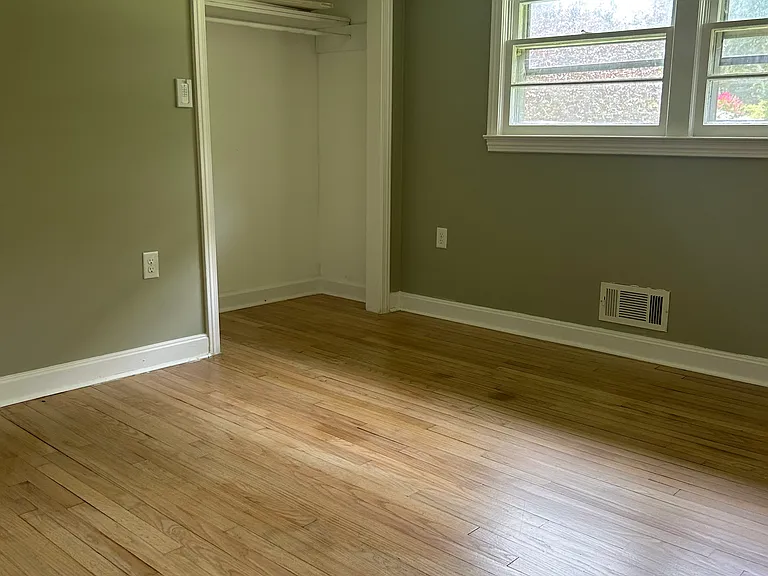 202 Brook Forest Dr — Photo 14