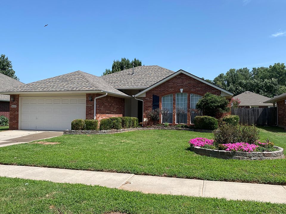 1st image of 4509 Newport Dr