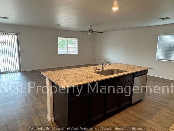 5th image of 465 W Black Hawk Pl