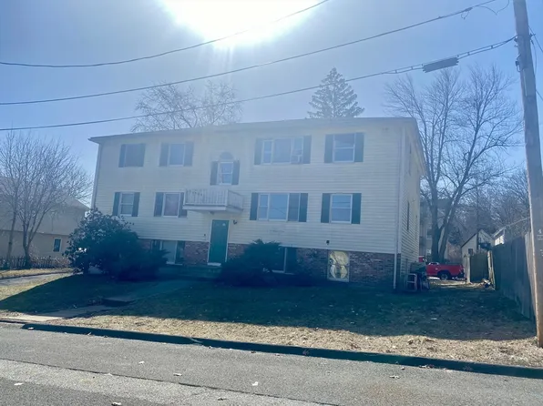 96 Brook St #96, Holyoke, MA 01040