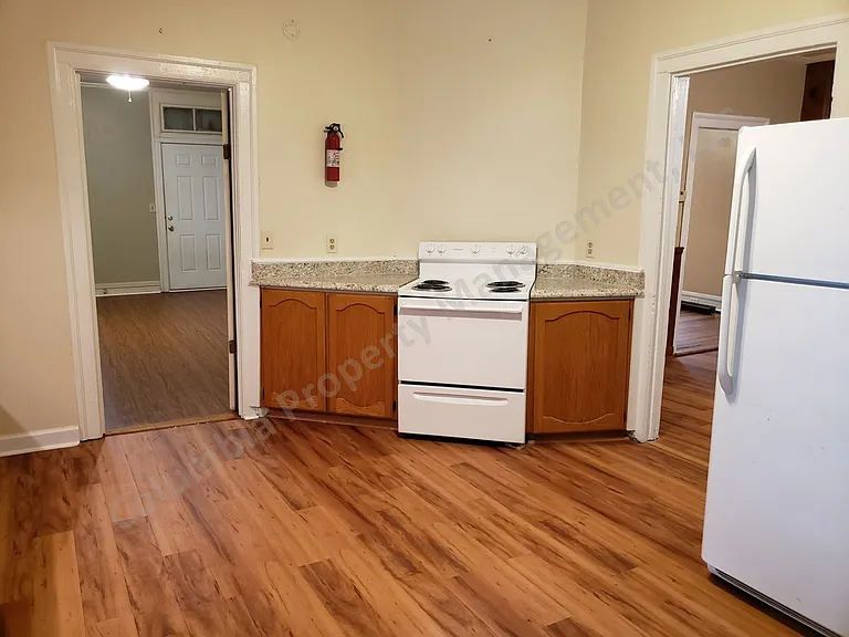 634 Kentucky St — Photo 9