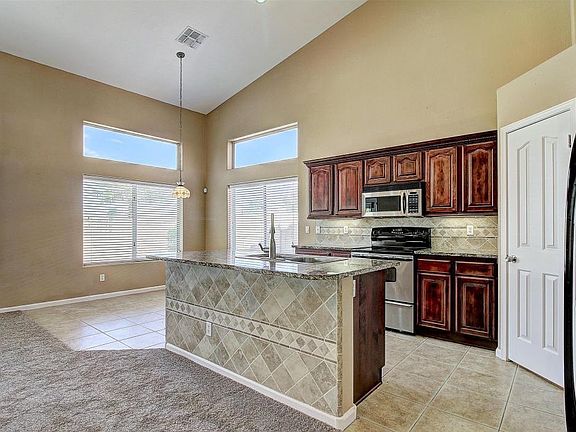 5th image of 19405 N 31st Way